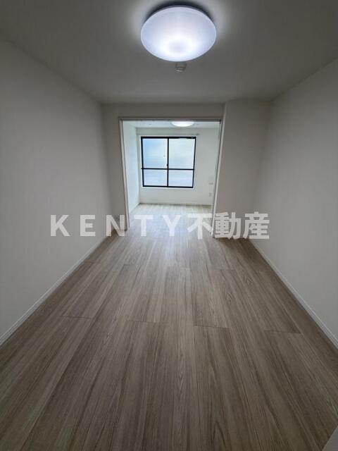 居室・リビング　ゆったり過ごせる居間です