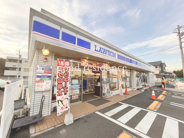 コンビニ　ローソン ゆめが丘駅前店（コンビニ）まで319m