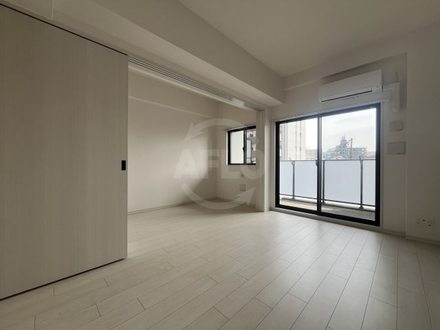 居室・リビング　Attirant西三国　リビング