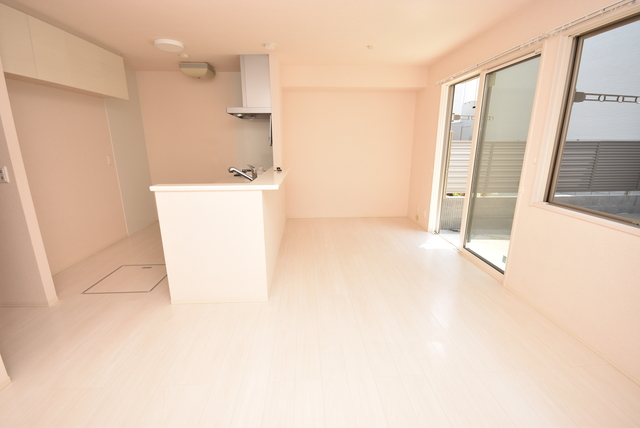 居室・リビング　リビング