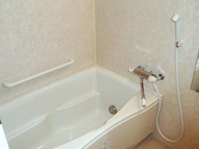 バス・シャワールーム　バス※別部屋参考写真