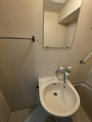 洗面設備　同物件別号室の写真です。