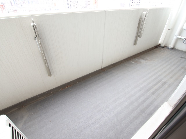 バルコニー　※別室の参考写真の為、現況優先です。