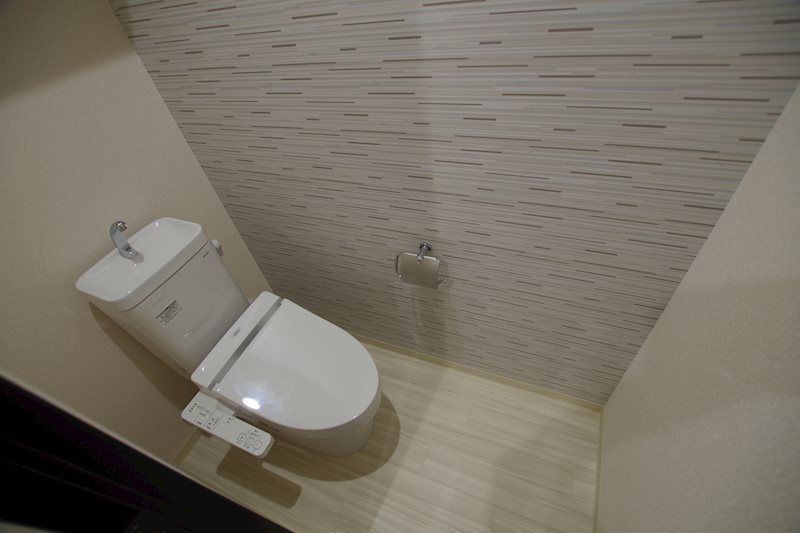 トイレ　※別号室の写真使用中