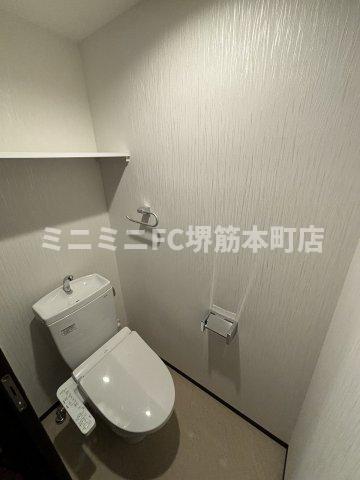 トイレ　※奇数階はホワイト系のお部屋です。