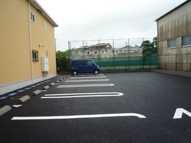 駐車場　駐車場完備です
