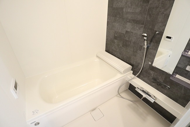 バス・シャワールーム　※別部屋のイメージ写真です。