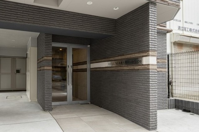 エントランス　エントランス