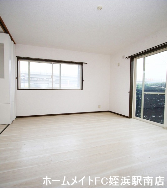 その他設備　★窓も多く、明るい室内★参考写真