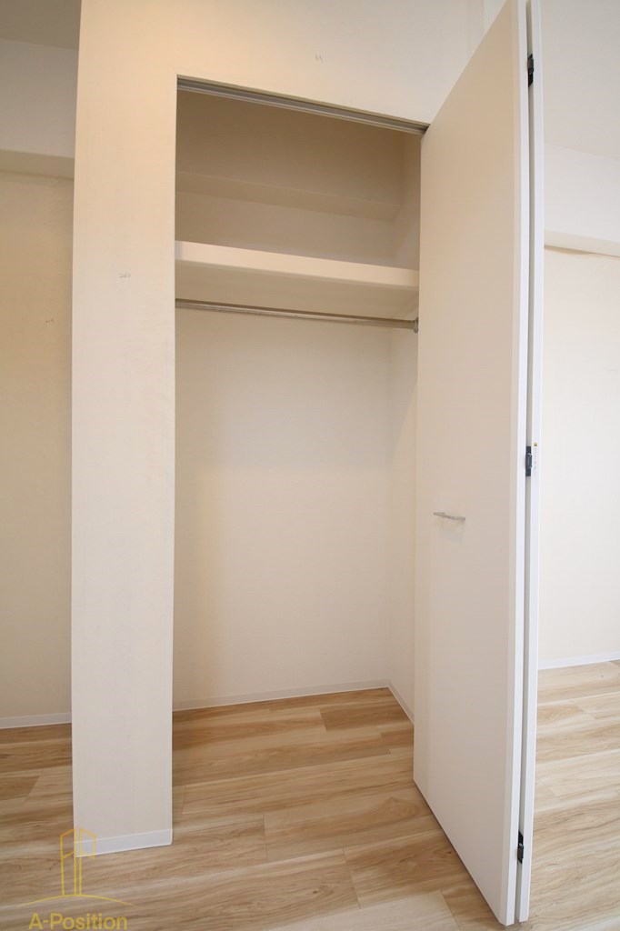 収納　セレニテ京橋クレア