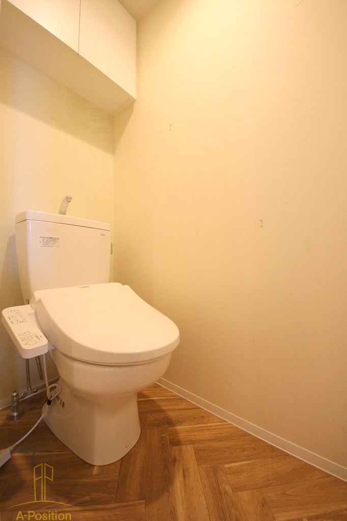 トイレ　セレニテ京橋クレア