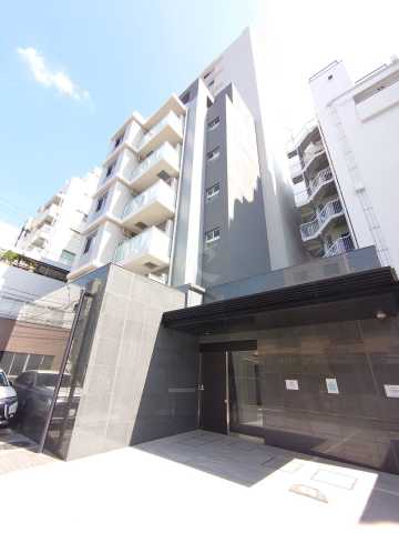 建物外観　クレヴィアリグゼ日暮里の外観