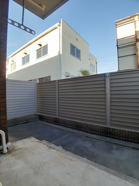 バルコニー　庭