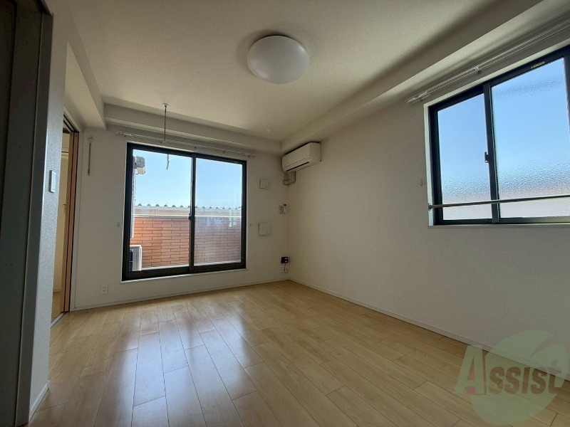 居室・リビング　きれいなＬＤＫが広がっていて居心地が良さそうですね。