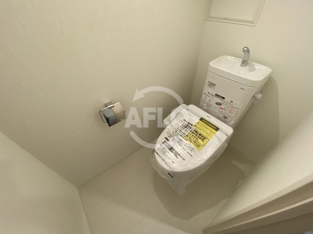 トイレ　MBC RESIDENCE　温水洗浄便座