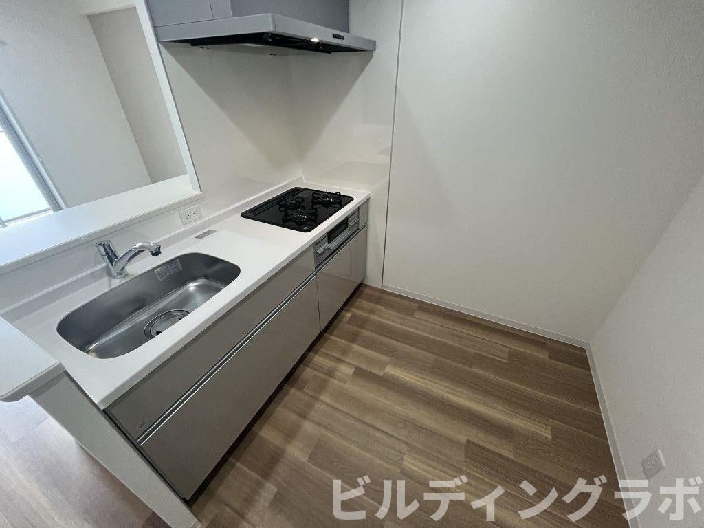 キッチン　現況を優先いたします。