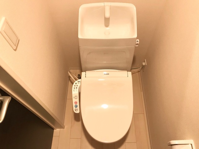 トイレ　シャワー付トイレ