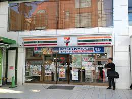 コンビニ　セブンイレブン原宿表参道店（コンビニ）まで286m