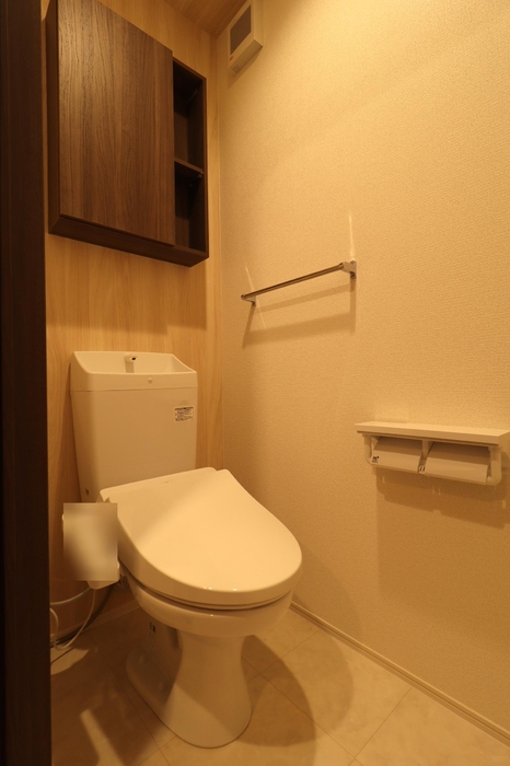 ＪＲ山陽本線 岡山駅 徒歩15分 3階建 築1年のトイレ写真
