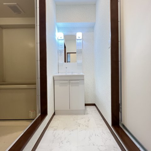 洗面設備　同仕様タイプです