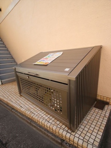 その他共有部分　敷地内ゴミ置場あります