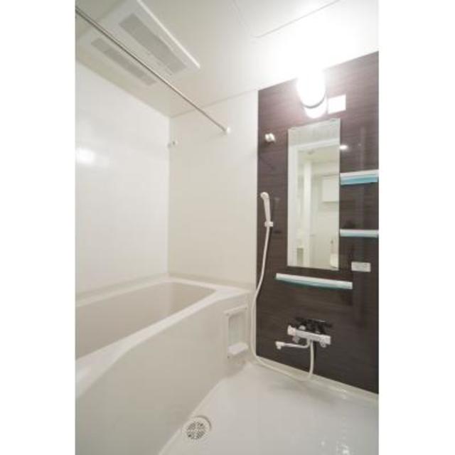 バス・シャワールーム　※写真は同タイプ住戸です。