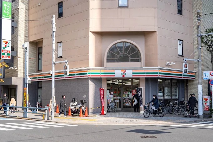 コンビニ　セブン-イレブン 江戸川西葛西６丁目店（コンビニ）まで1800m