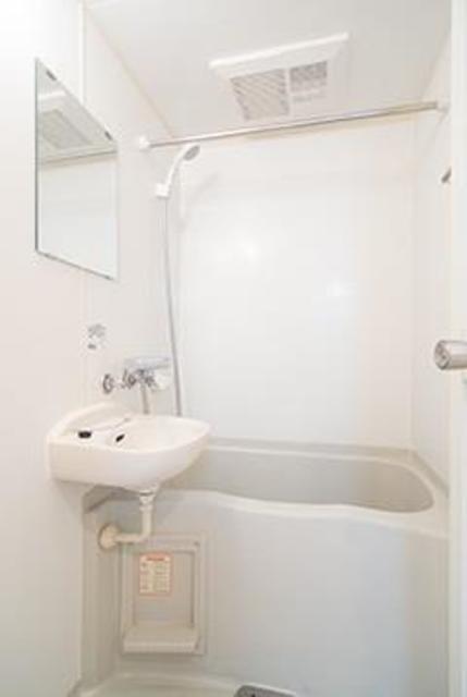 バス・シャワールーム　※写真は同タイプ住戸です。