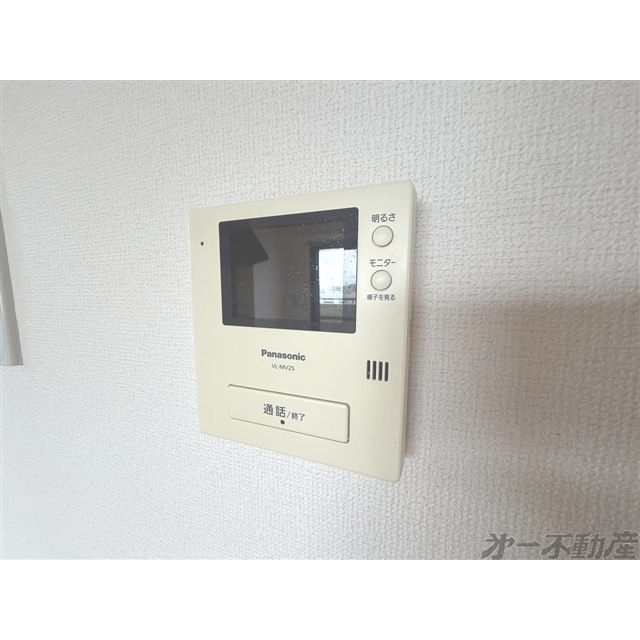 セキュリティ　モニター付きインターホン