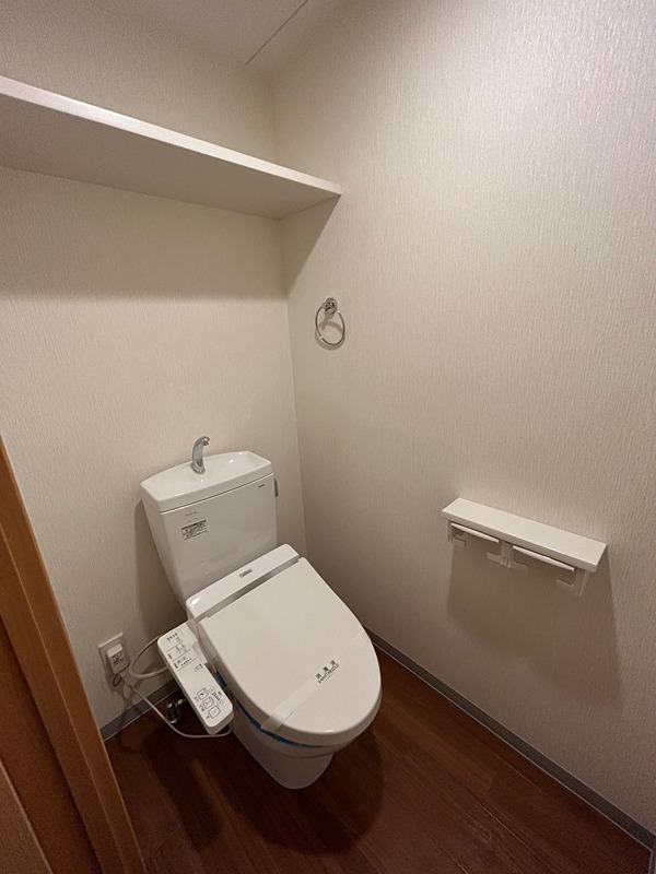トイレ　別部屋参考写真