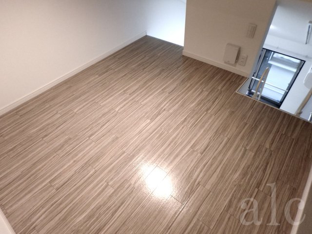 その他部屋・スペース　収納の他、寝室や居室としてご利用可能　大型ロフト