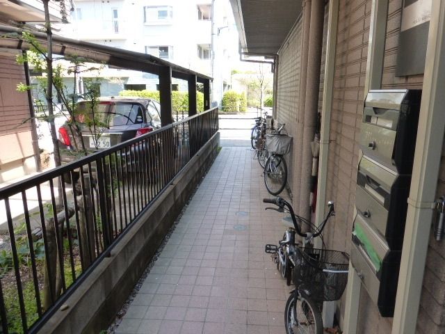 エントランス　★エントランスです★