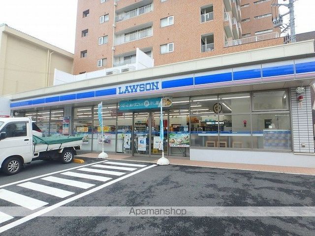 コンビニ　ローソン（コンビニ）まで400m