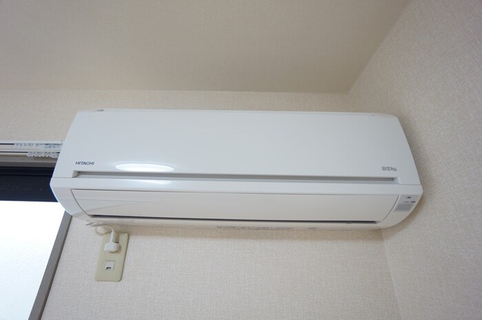 その他設備　エアコン2基設置