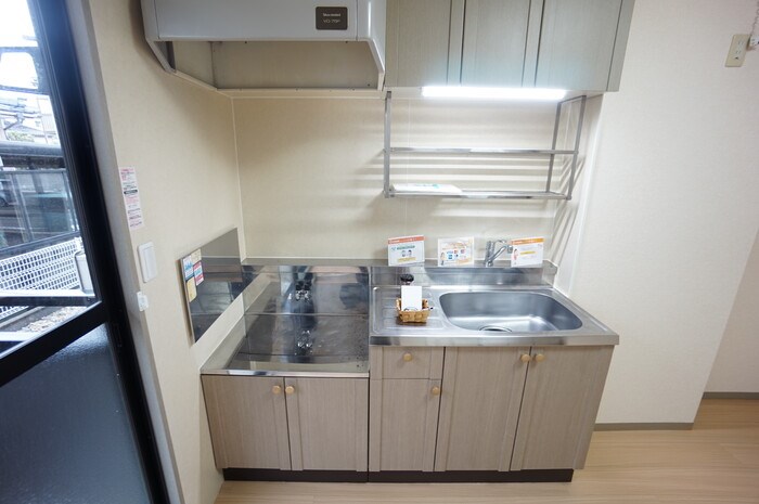 キッチン　キッチンも清潔感があります