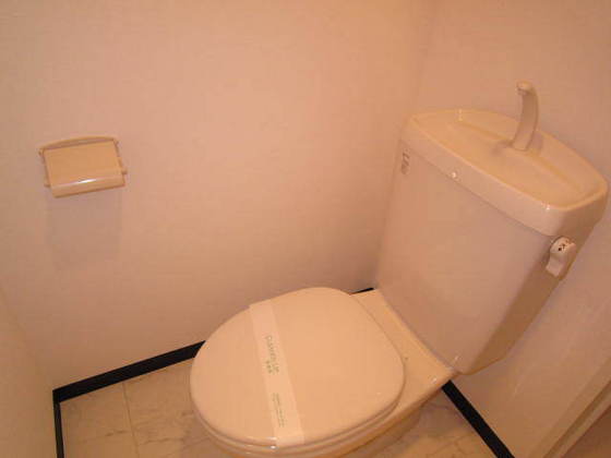トイレ　※別部屋の写真です