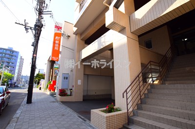 郵便局　琴似二条郵便局（郵便局）まで111m