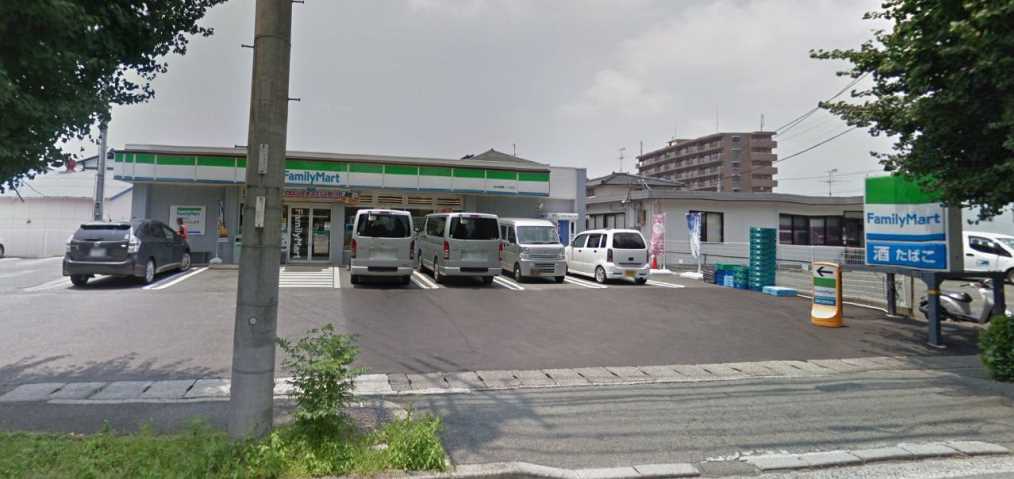 コンビニ　ファミリーマート（コンビニ）まで1170m