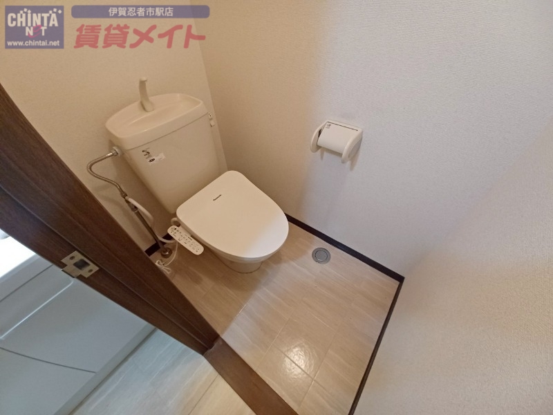 トイレ　別部屋画像参考
