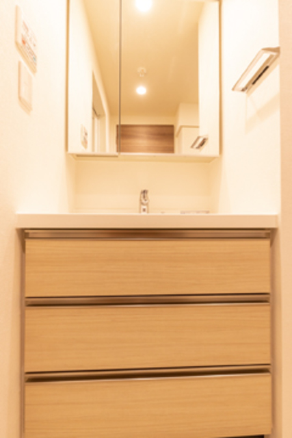 洗面設備　※写真は同タイプ住戸です。