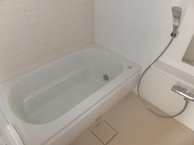 バス・シャワールーム　バスルーム