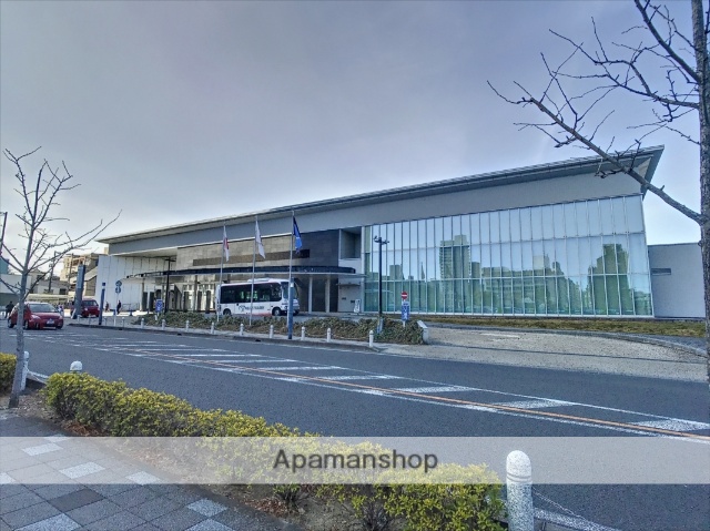 図書館　図書館交流プラザ　りぶら（図書館）まで5718m
