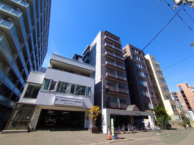 建物外観　札幌市北区北１７条西「トラストコート１７」