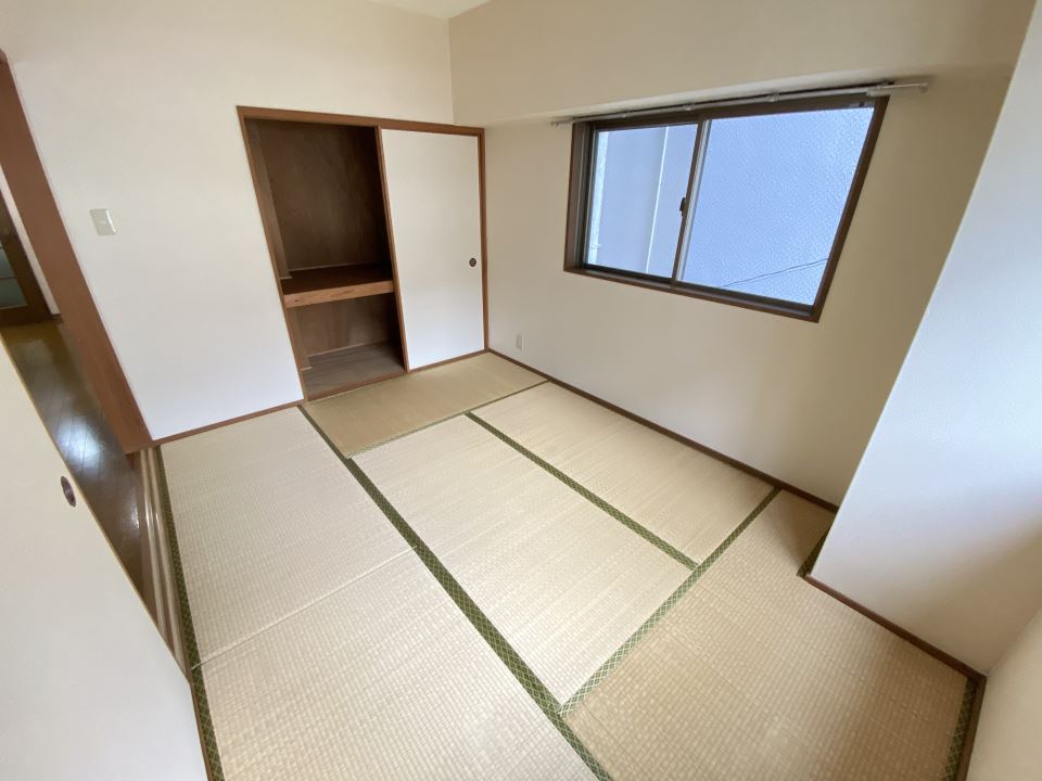 収納　６畳の和室です