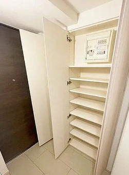玄関　同タイプ部屋　参考写真です