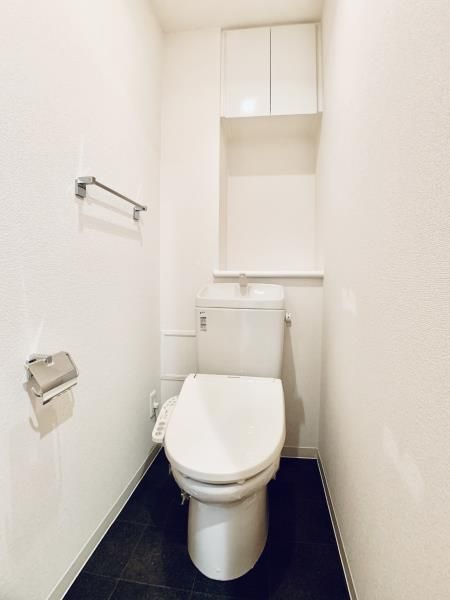 トイレ　写真は同タイプ住居です。