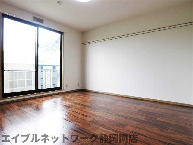 その他設備　居間です