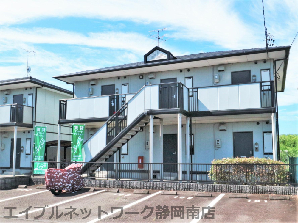 建物外観　外観は落ち着いています