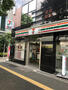 コンビニ　セブンイレブン御成門駅北店（コンビニ）まで73m
