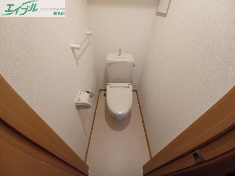 トイレ　反転タイプ参考写真